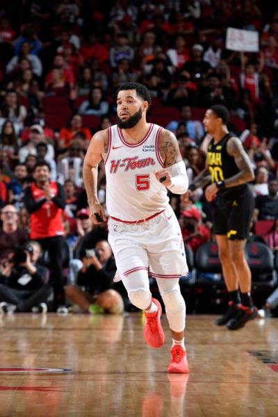 杰伦格林:只要保持健康我们能和任何顶尖球队一较高下