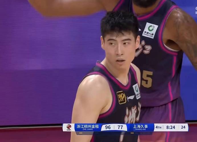 尽力局！程帅澎13中7&三分8中4砍全场最高23分末节遭严防3中1