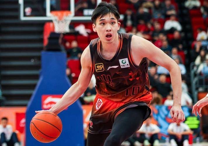 山东送天津8连败！约翰逊26+7斯蒂尔27+5林庭谦空砍34+5