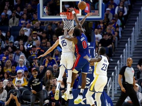 天赋还是差了点！锋线新星想在勇士站稳脚跟必须提升自己的技术