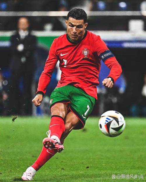 c罗一开始在哪个足球俱乐部，c罗刚开始是哪个球队？