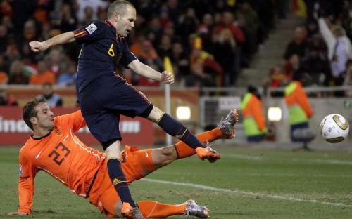 2010世界杯总决赛是什么时间，2010世界杯总决赛回放？