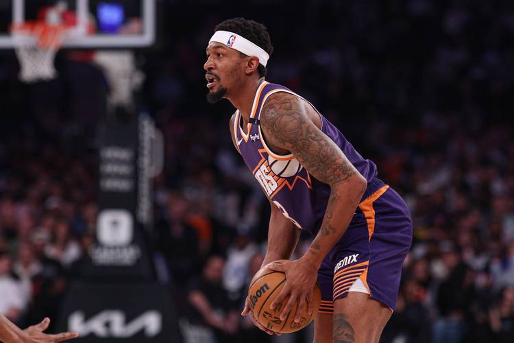 布拉德利对湖人有什么作用，布拉德利在湖人打什么位置？