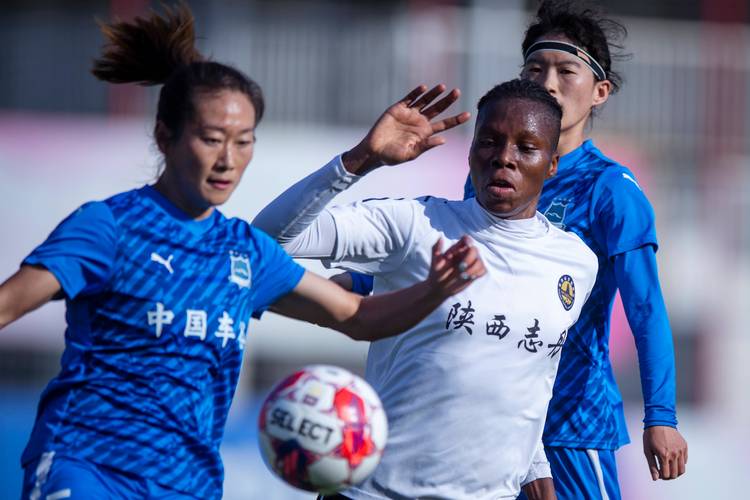 中国女足名单官方照？中国女足名单及照片吴海燕？